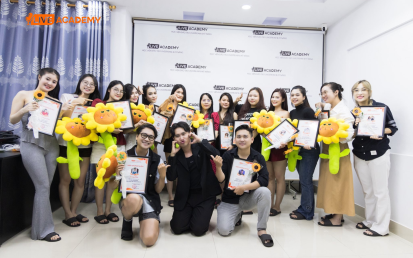 KHÓA HỌC LIVESTREAM TẠI LIVE ACADEMY VÀ HÀNH TRÌNH CỦA K55